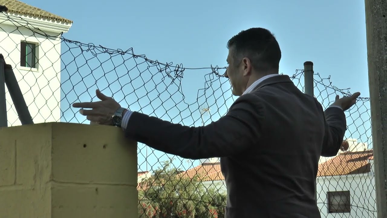 CHICLANA | VOX PIDE AL AYUNTAMIENTO QUE ACTÚE CON URGENCIA EN LA PISTA DEPORTIVA DE LA FLORIDA