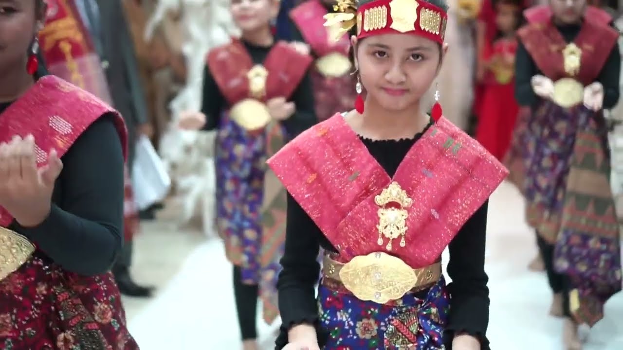 ULAON UNJUK OKA SIHOTANG & NAOMI PANDANGIAN