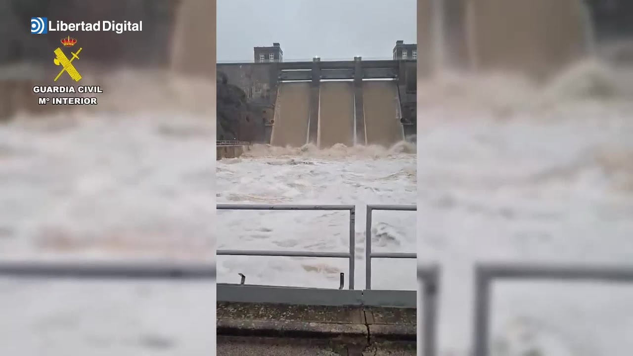 TEMPORAL ANDALUC&Iacute;A | El pantano de Bornos en C&aacute;diz, al l&iacute;mite, descarga miles de litros