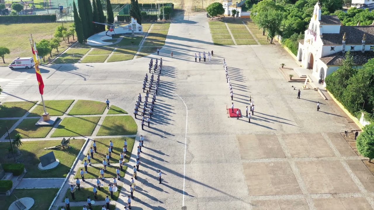 Visita del General Jefe del Mando Aéreo General a Tablada
