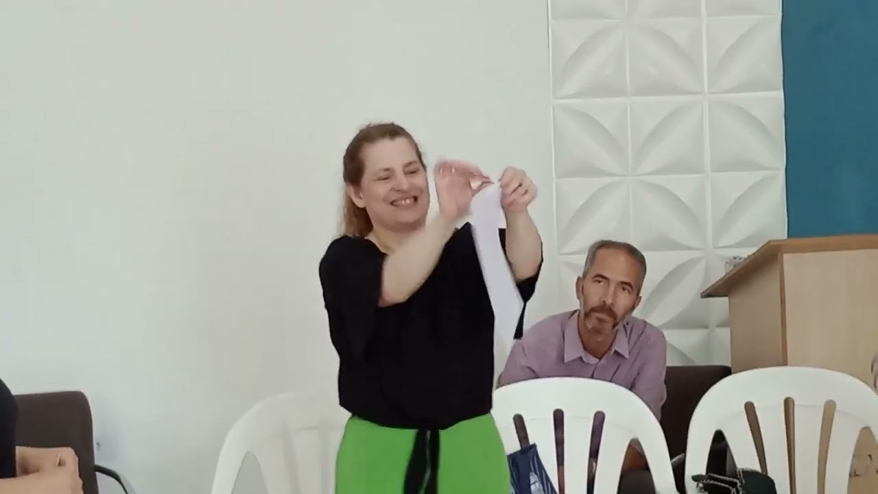 Dinâmica em libras com Joyce Alves- parte 1