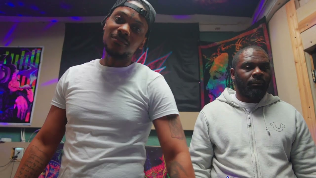 BEYAH | LIK MOSS | - BURN (in studio video)