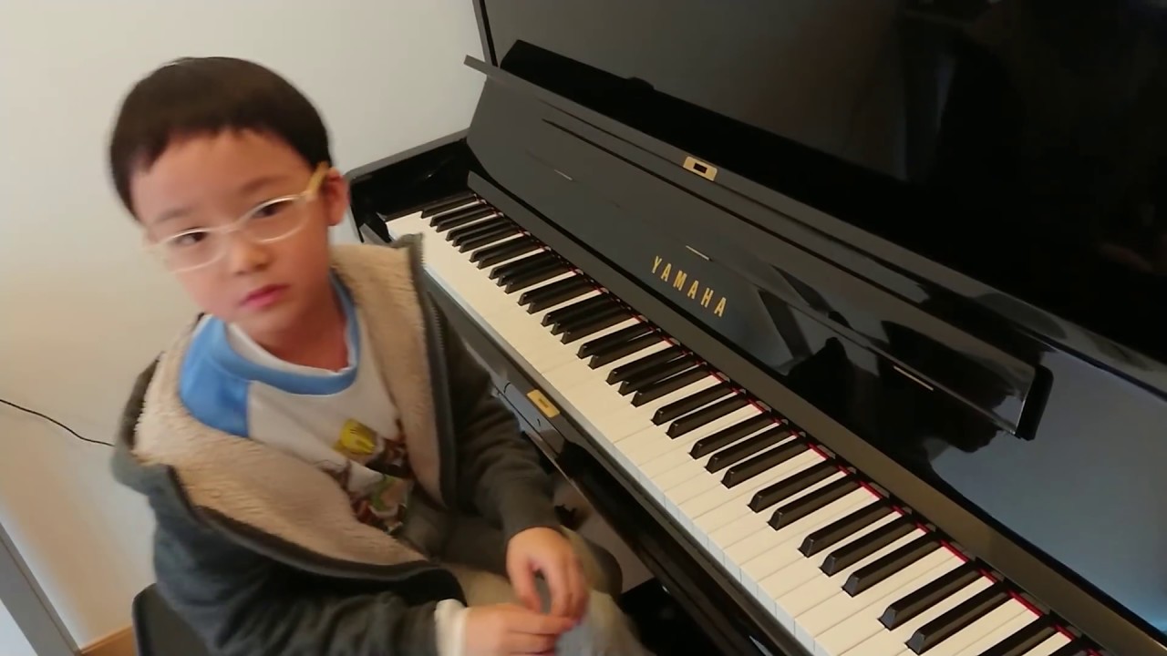 Moonlight Sonata Op.27 No.2 (Movement 3) of Beethoven (貝多芬 月光奏鳴曲 第三樂章), by Jonah Ho (age 7)