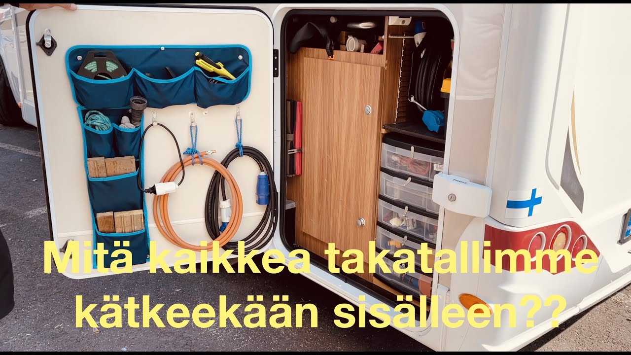 MITÄ MATKAILUAUTOMME TAKATALLI PITÄÄ SISÄLLÄÄN?
