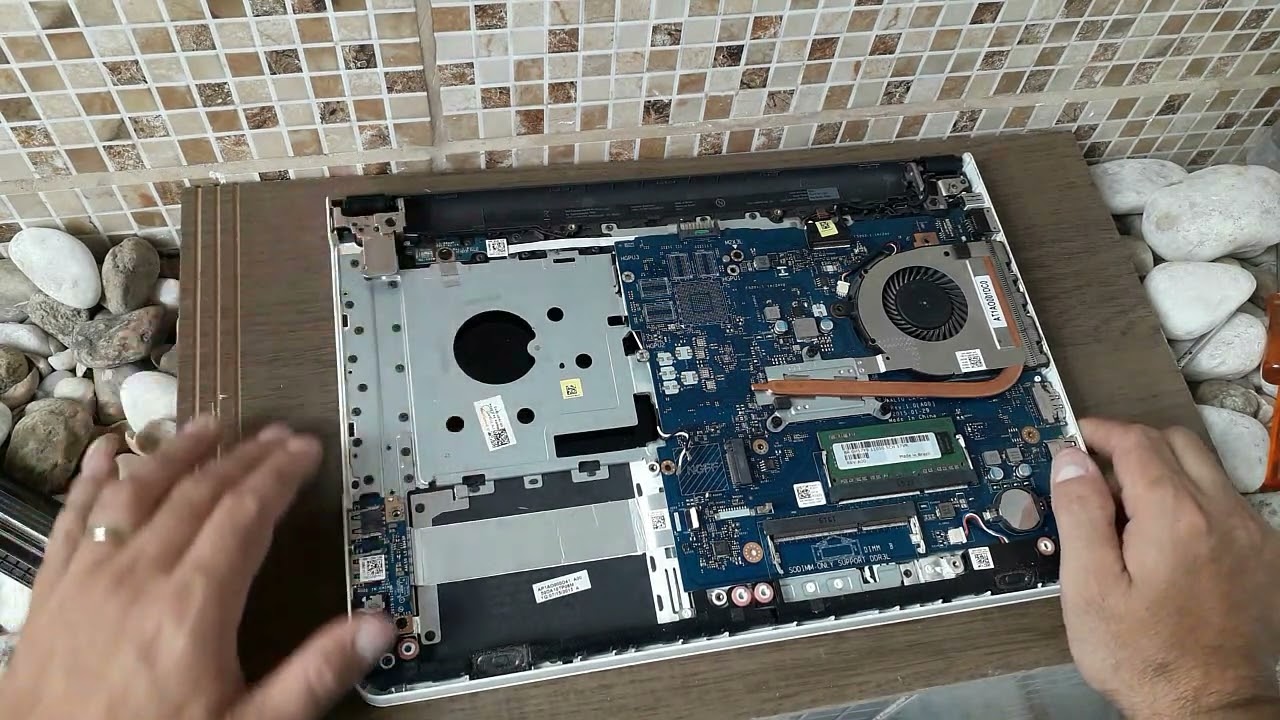 Conserto Notebook Dell - Defeito no bot&atilde;o
