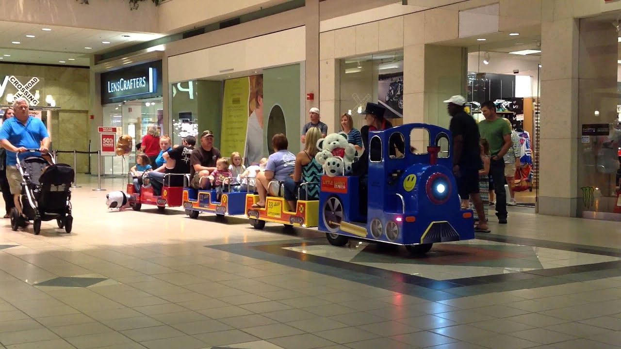 ROYAL EXPRESS JR. TRACKLESS TRAIN indoor shopping mall
