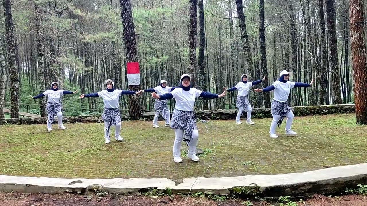 Tari/senam Maumere IIKP cab. KPH Garut