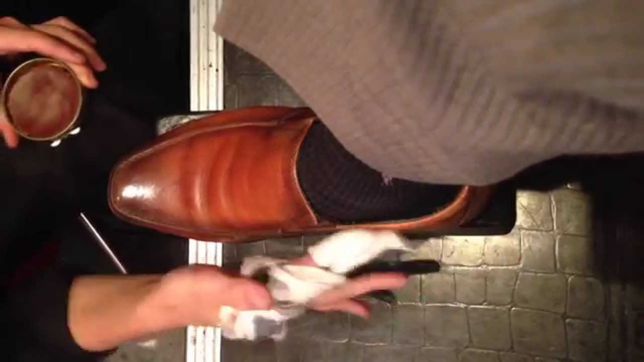 2 Japanese Style shoe shine. Full HD(1080p)
