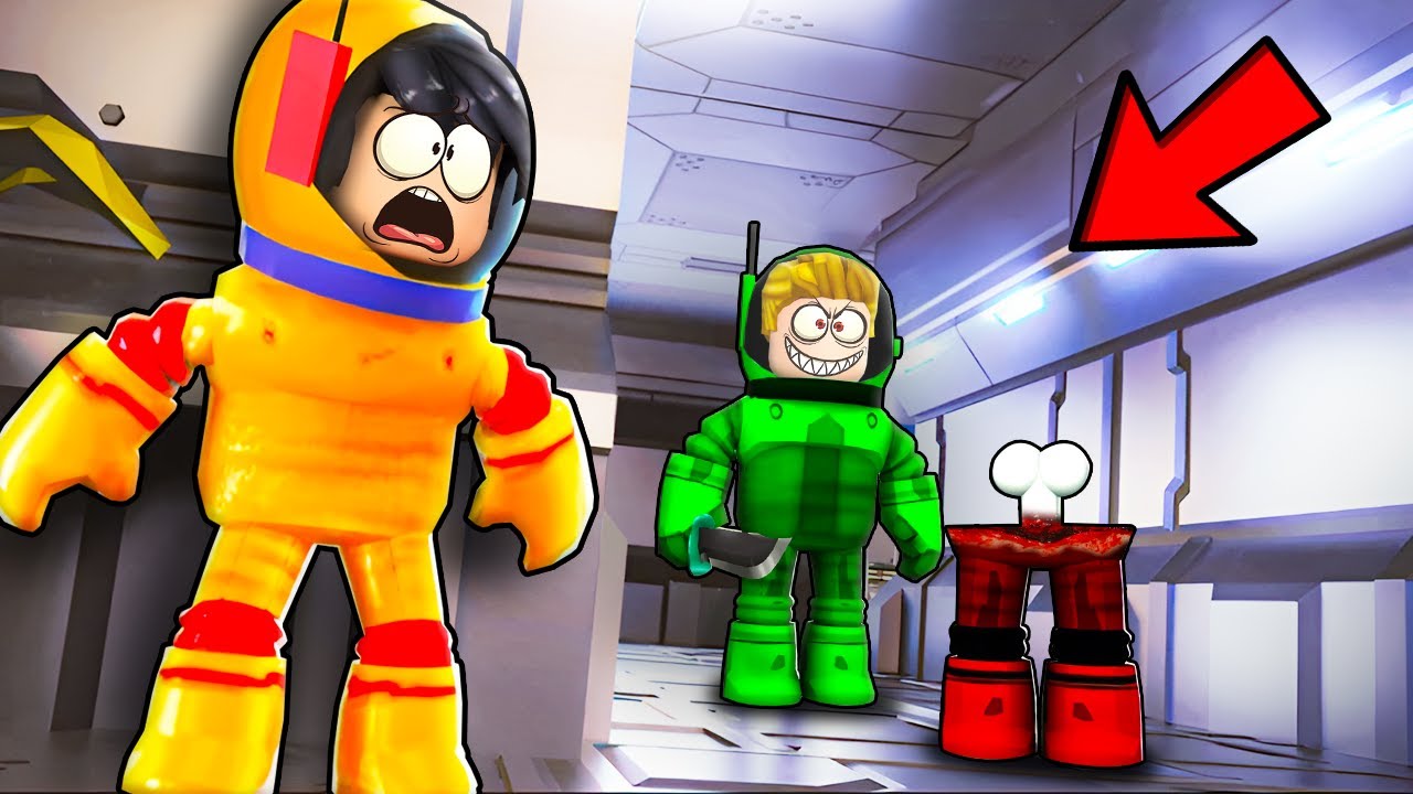 Playing Among Us HIDE and SEEK in roblox !!!