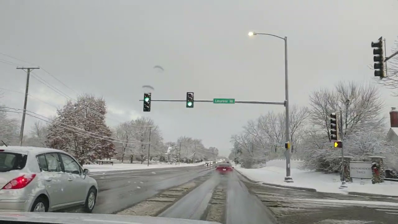Chicago suburbs heavy snow fall drive