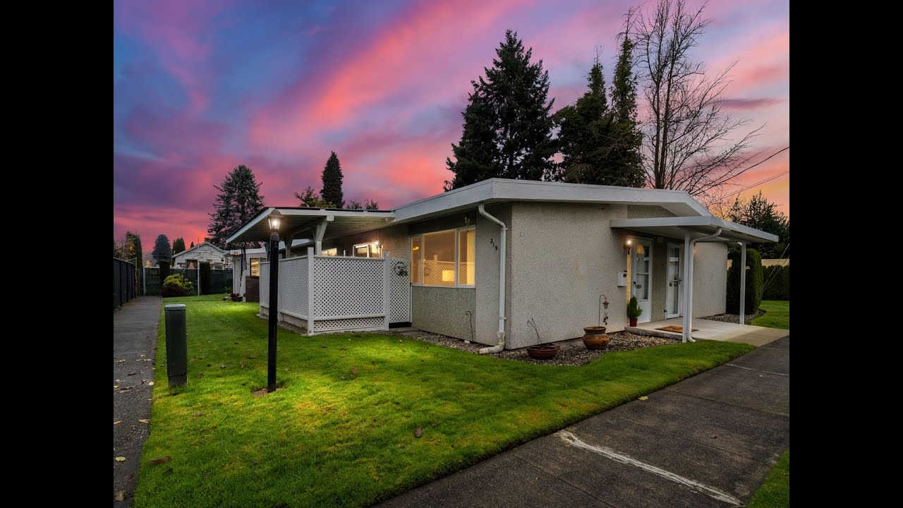 Featured Listing for 319 Seventh St SE #1, Puyallup, WA.
