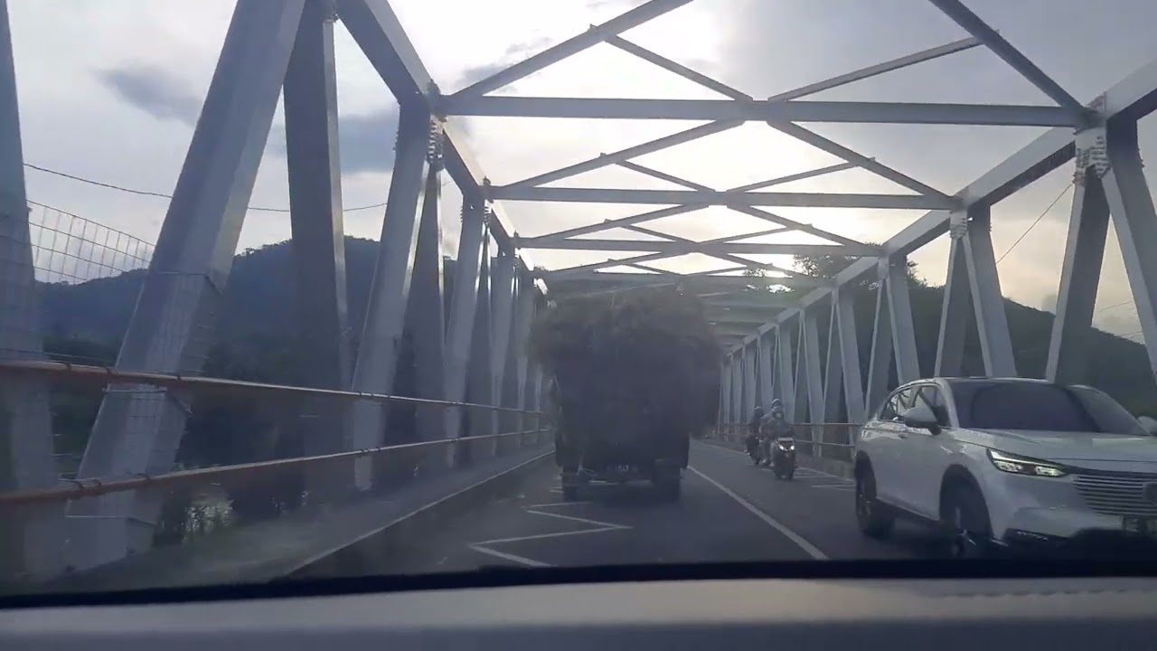 Sore lewat dari ponorogo ke purwantoro 