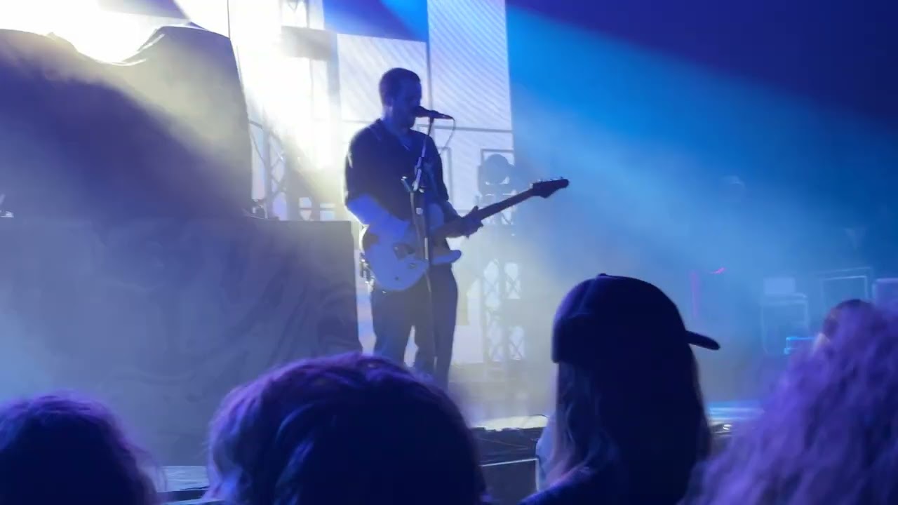 Dead Poet Society - Lo Air (Live Toronto)