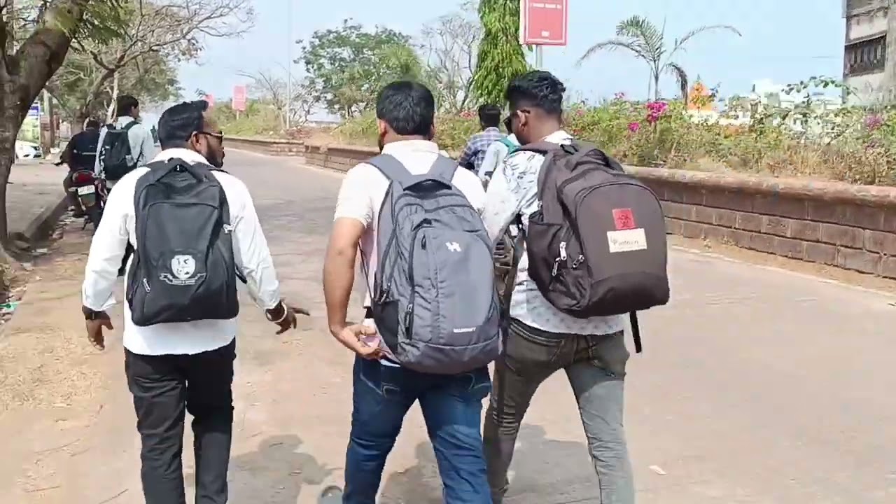 @गणपती दर्शन गणपतीपुळे भाग  दुसरा#kokan #konkanpremi #viral #food #utubevideo #ganapatipule 