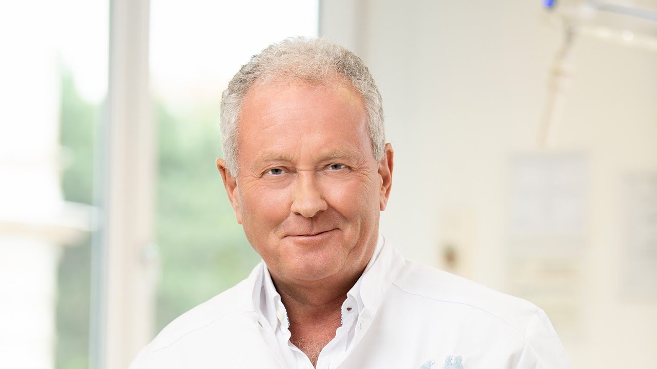 Univ.-Prof. Dr.h.c. Dr. Alexander Rokitansky - Attending physician at the Wiener Privatklinik