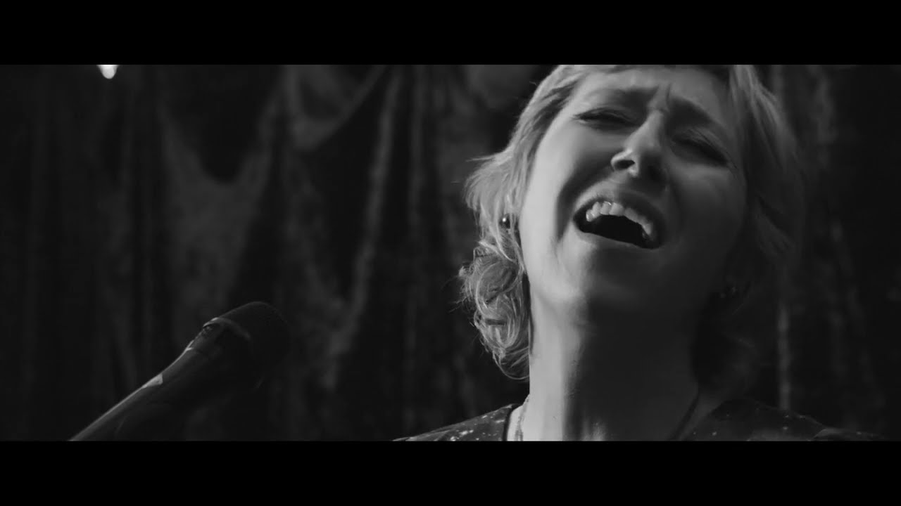Martha Wainwright - Dinner at Eight (Live)