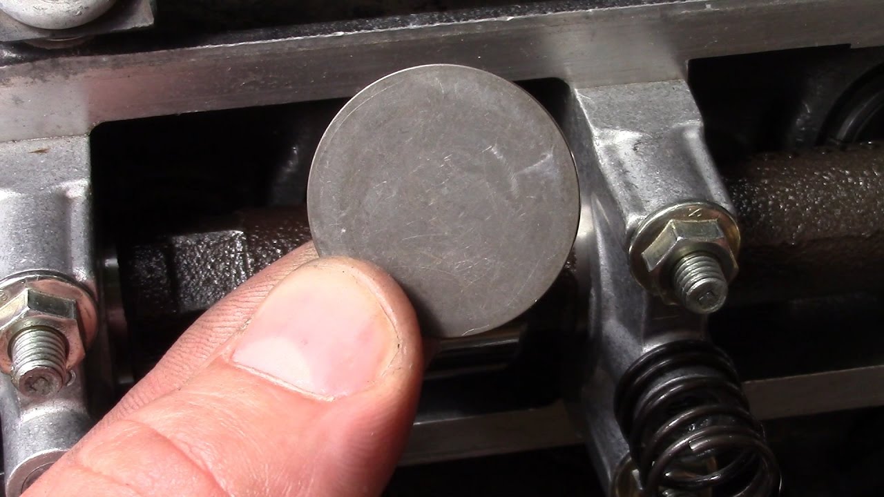 BMW k75 valve adjustment,with just a screwdriver.