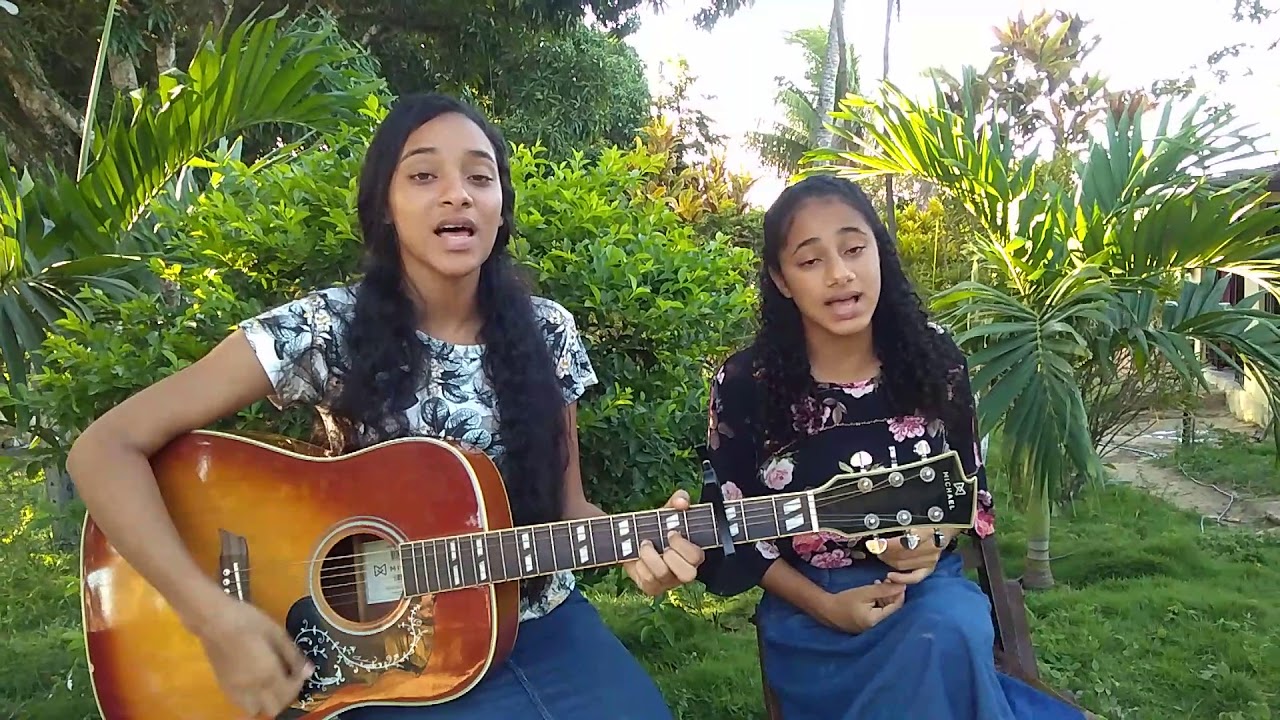 Keila e Kezya -  Há momentos que as palavras não resolvem( Participação no Culto da AD- Canadá)