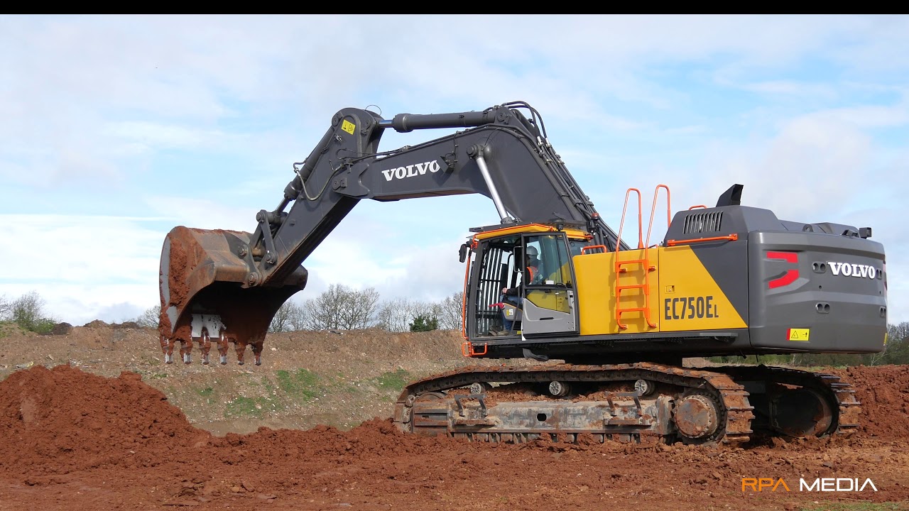 NEW Volvo EC750 mass excavator moving soil at the Live it Dig it event
