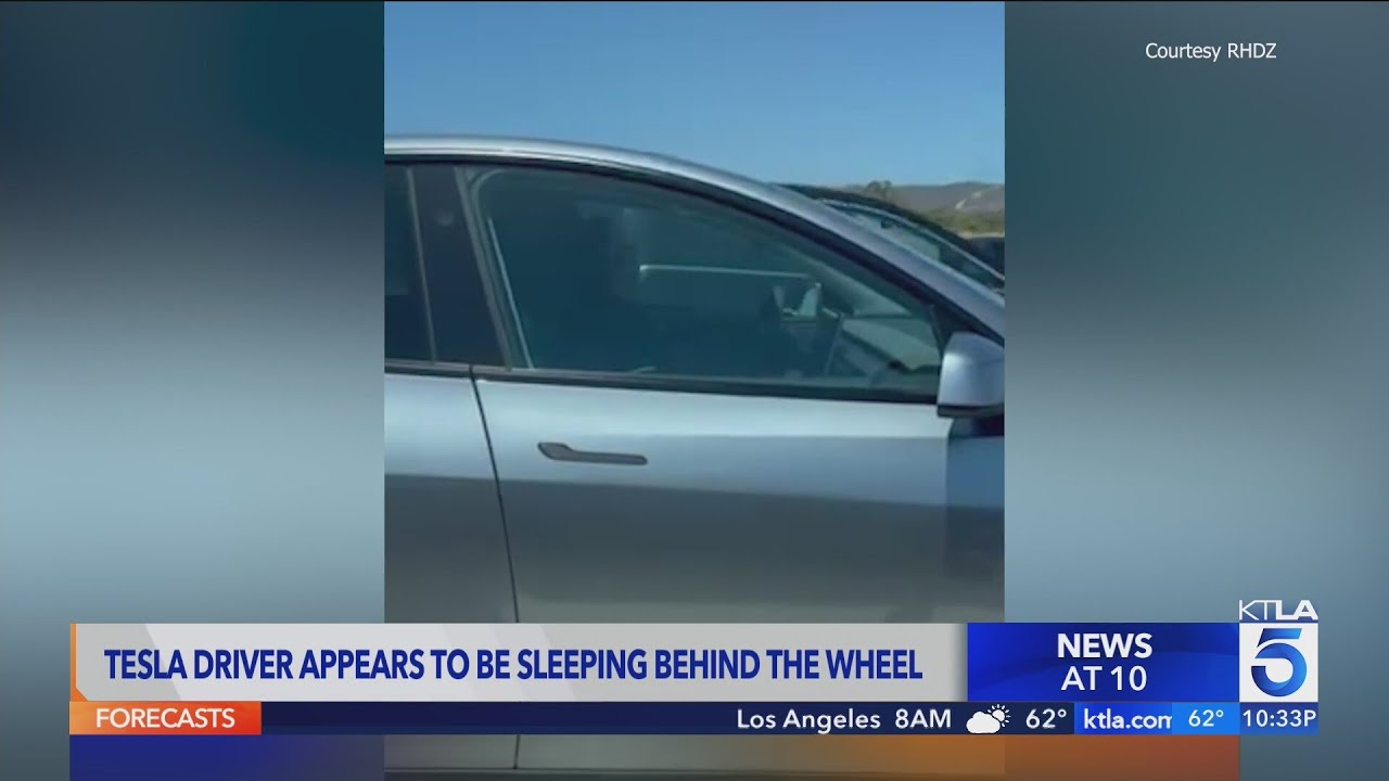 Tesla driver appears to be sleeping behind wheel on I-5