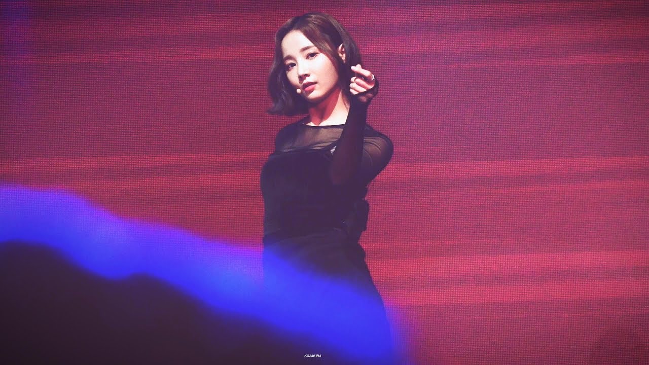 190404  MOMOLAND 모모랜드 Something Yeonwoo 연우 FANCAM 직캠@ HK Fan Meeting by Ira