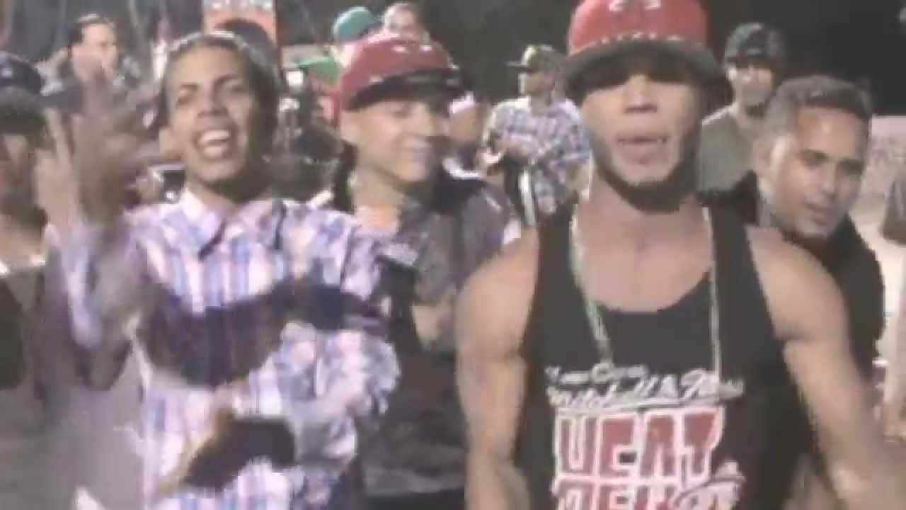 RM3 NO SON DENA (El coro versachii) VIDEO OFFICIAl