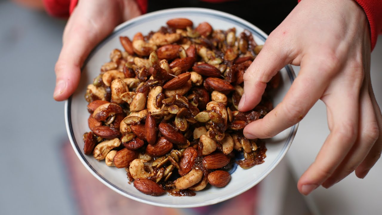 Pomegranate Molasses and Sumac Nut Mix