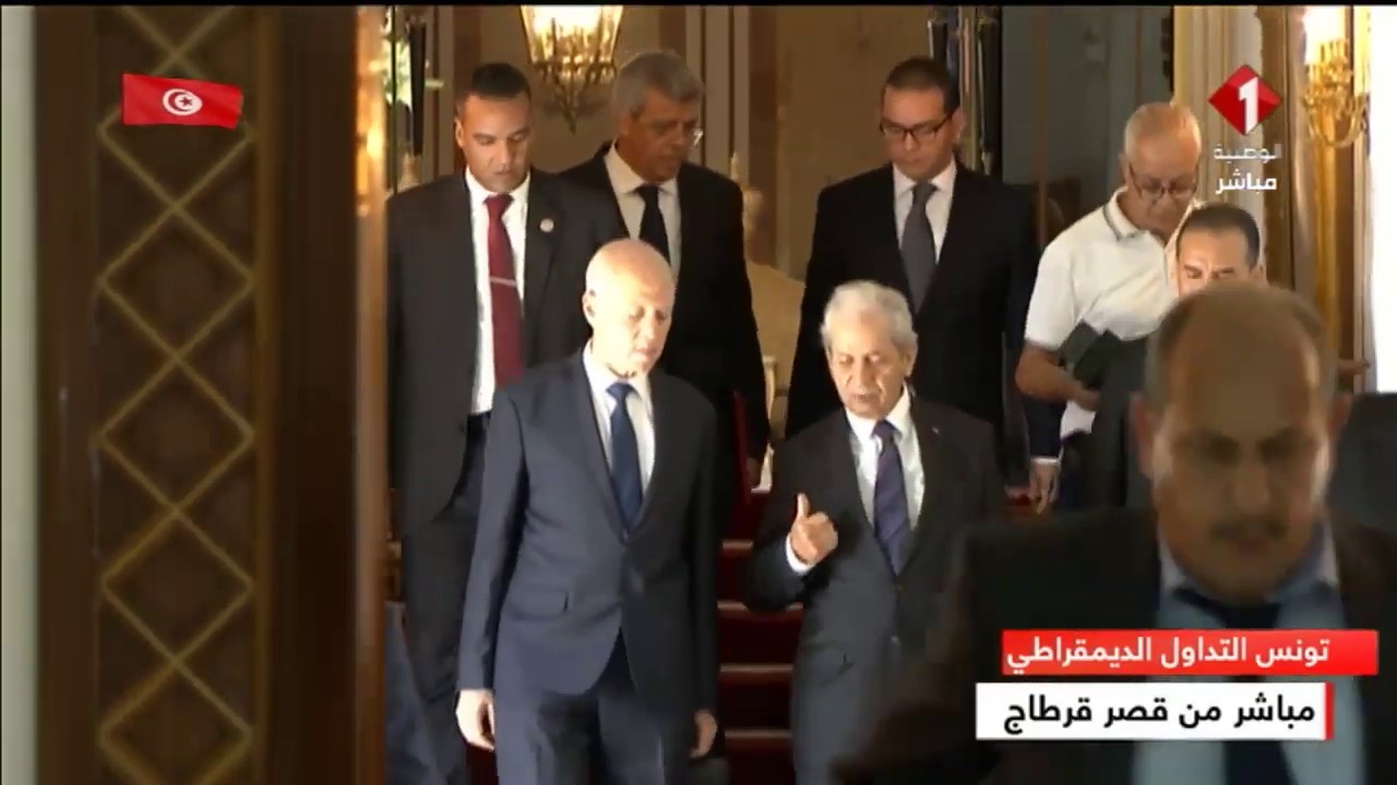 موكب إنتقال رئيس الجمهورية السيد قيس سعيد إلى قصر قرطاج