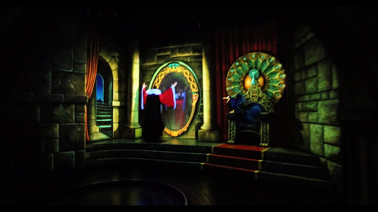 [4K] Snow White's Scary Adventure : 2014 POV - Disneyland Resort, California