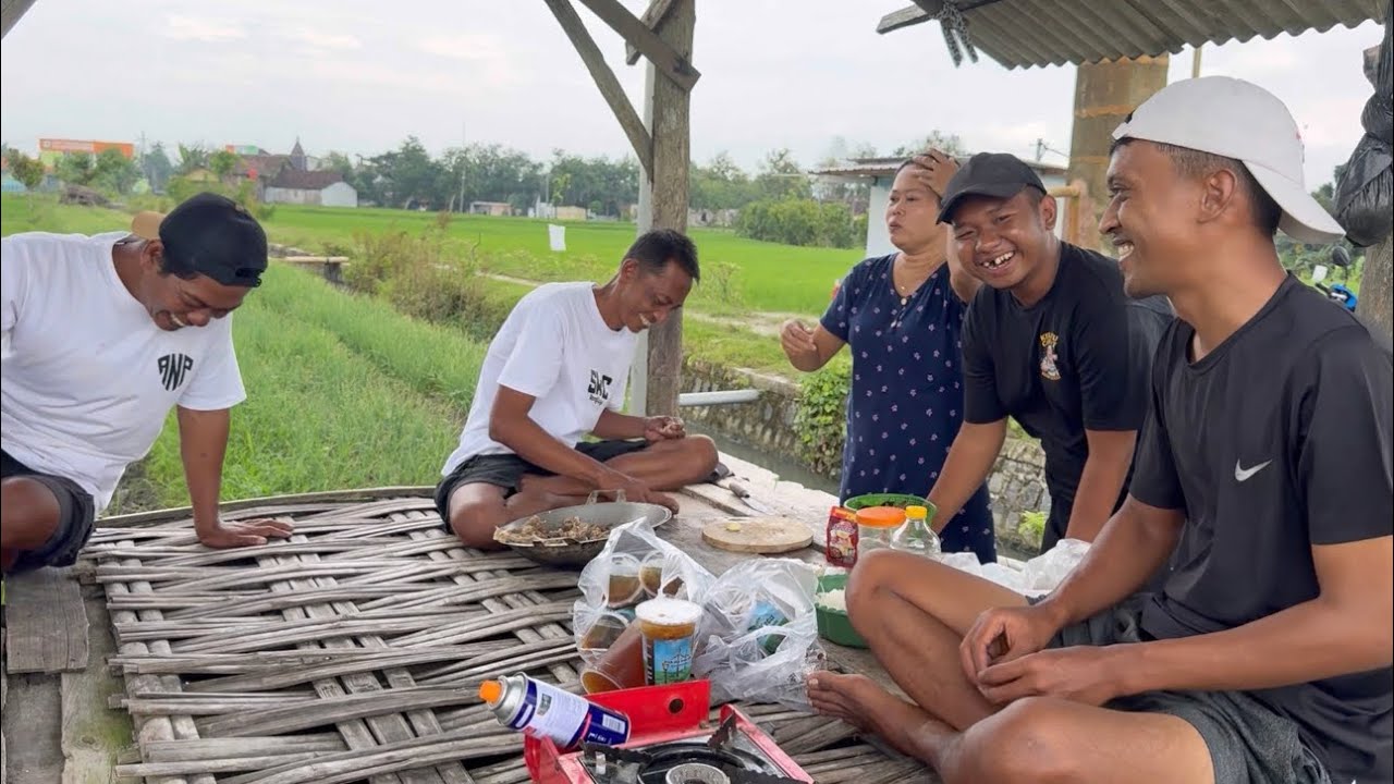 MUKBANG DAGING KAMBING DI TENGAH SAWAH SEBELUM MEMASUKI BULAN PUASA