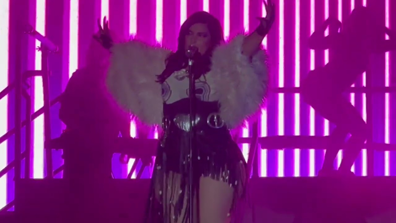 Nelly Furtado — Say it right (live Nicolet 2025).