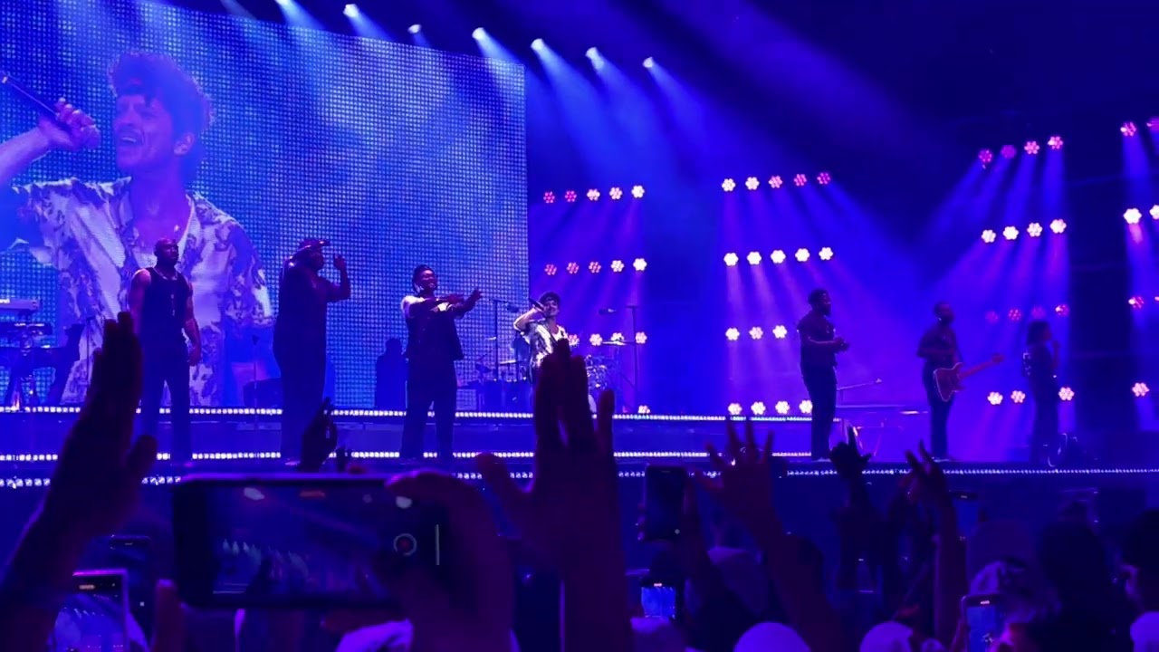 【Bruno Mars】- Just the Way You Are (Live in Taiwan 高雄世運演唱會2024/09/08）