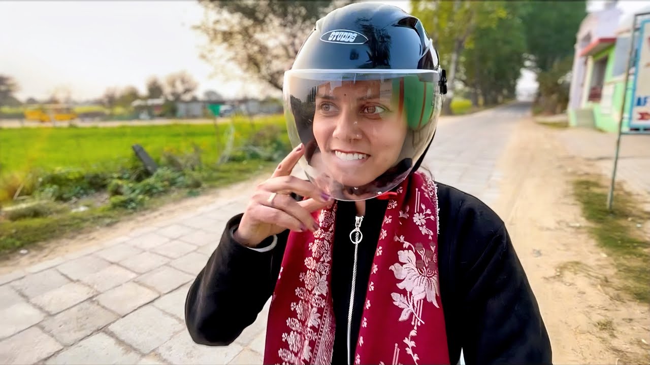 Di Di aaj Scooty say ghar aai😊