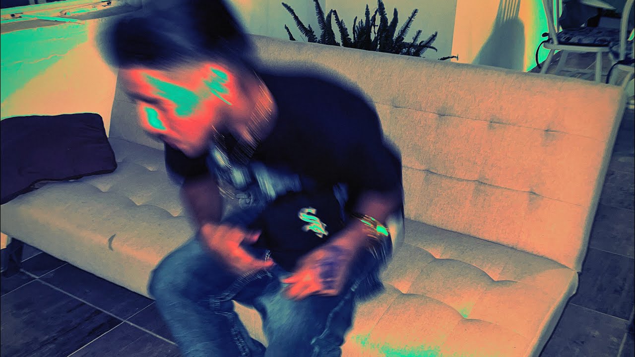 Smooovv lil shii no title jus bumpy ts (prod.by 10pz)