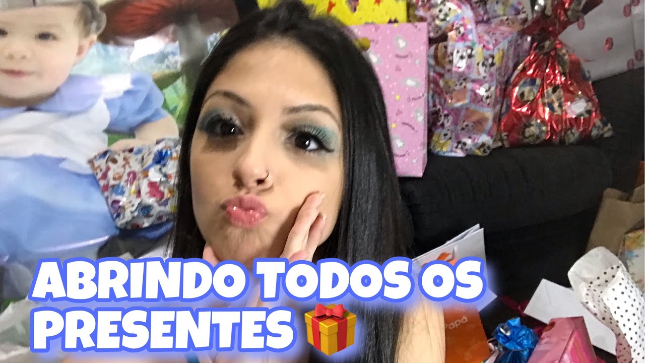 ABRINDO OS PRESENTES DA FESTA DE 1 ANO!