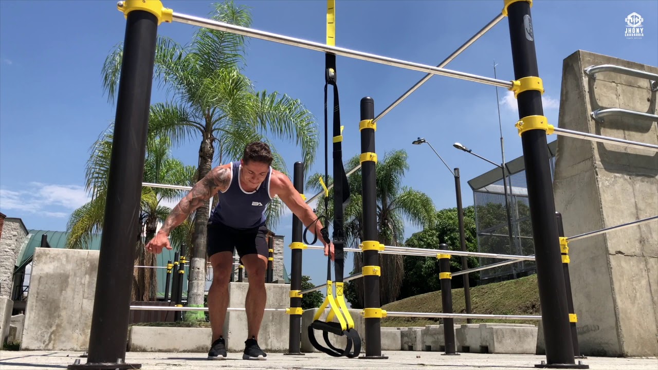 ENTRENAMIENTO DE ESPALDA BÍCEPS - TRX