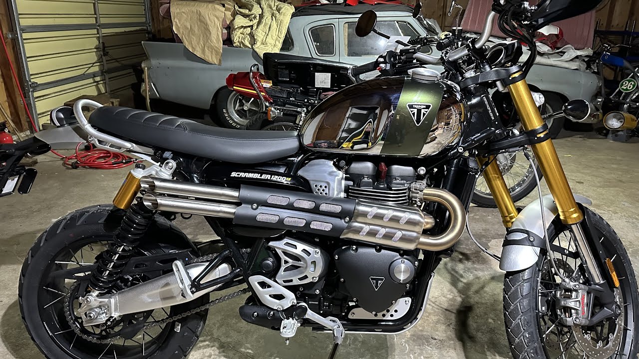 Triumph Scrambler XE Chrome Slash Cut Exhaust Install and First Start.