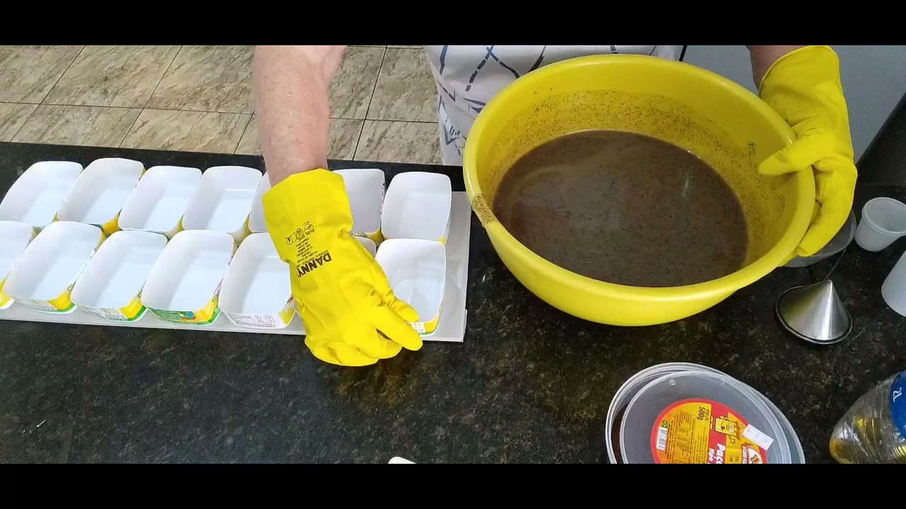 sabão de borra de café com soda