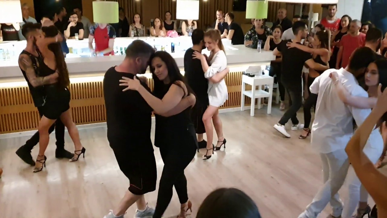Party Show: Kizomba by Eleni C. @ Bailando Salsa Party