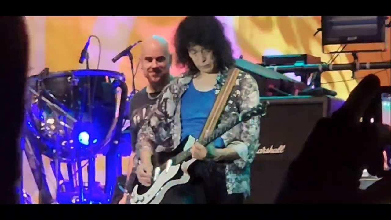 Jason Bonham's Led Zeppelin Experience (JBLZE) live 