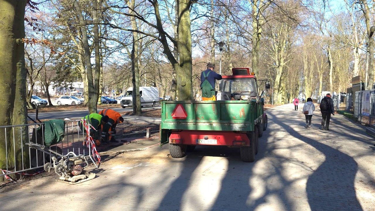 POWIAT NAPRAWIA DROGI PO ZIMIE