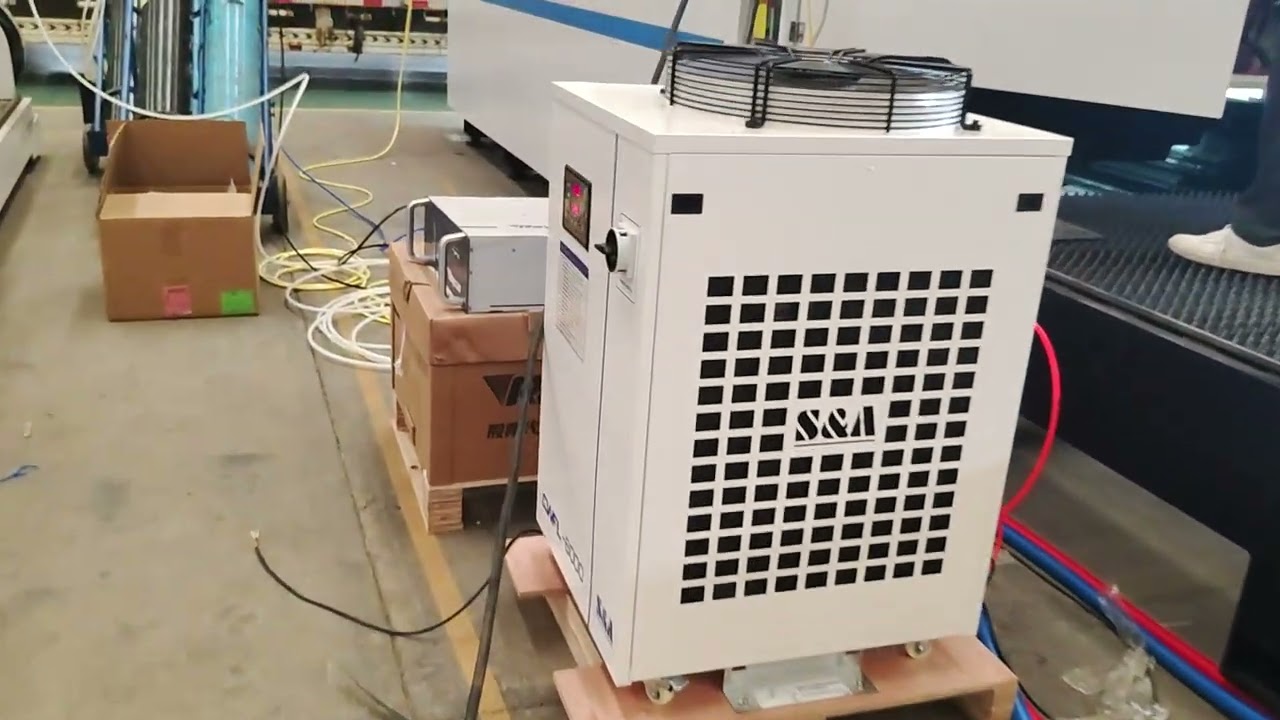 Auto exchange fiber laser cutter voltage 380V three phase how to connect