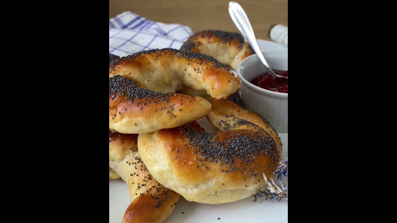 Domácí loupáky Laďky Něrgešové  - Recept | Pečení nás baví
