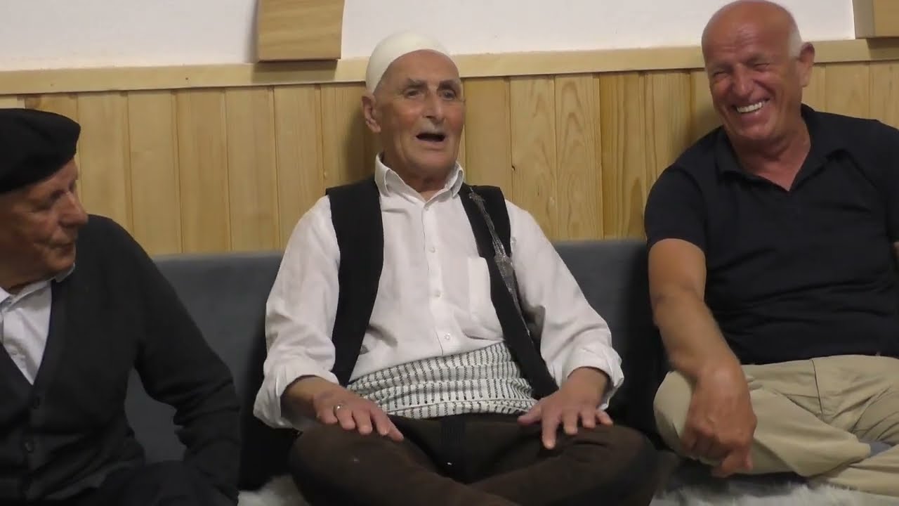 Bisedë e humor nga Rapsodi Ali Krasniqi