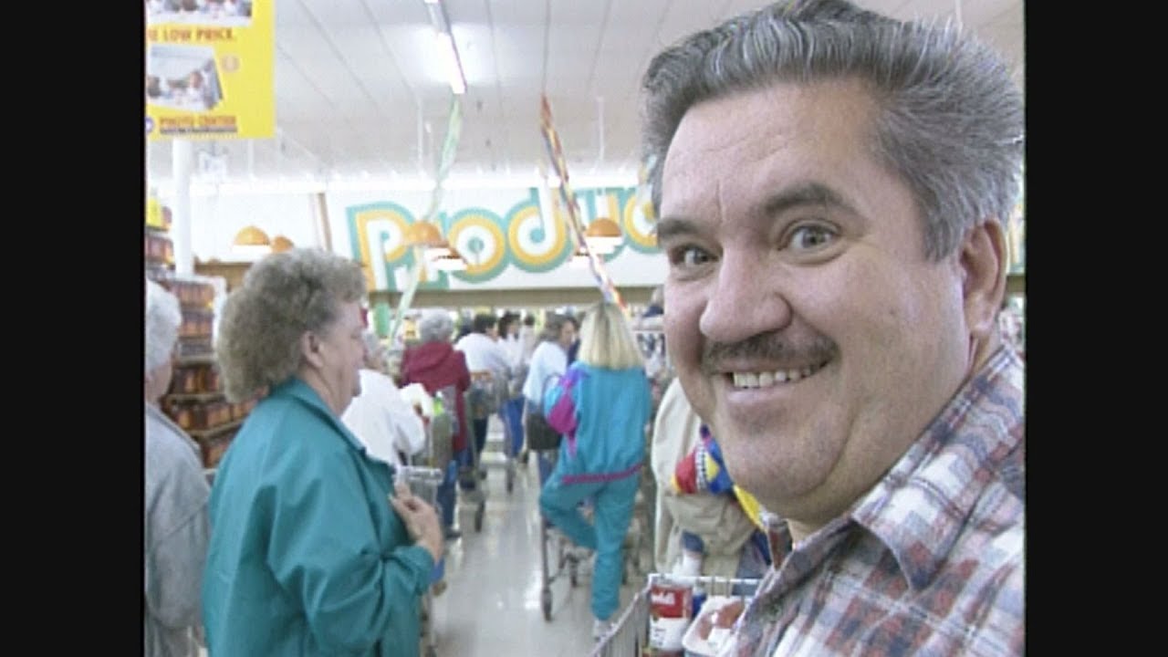 WBIR Vault: Shopping madness before the Blizzard of 93 (Mar. 12, 1993)