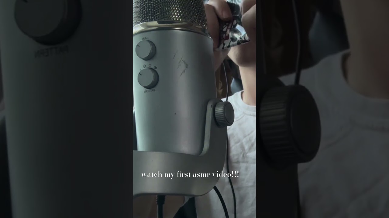 watch my first asmr video!!! 