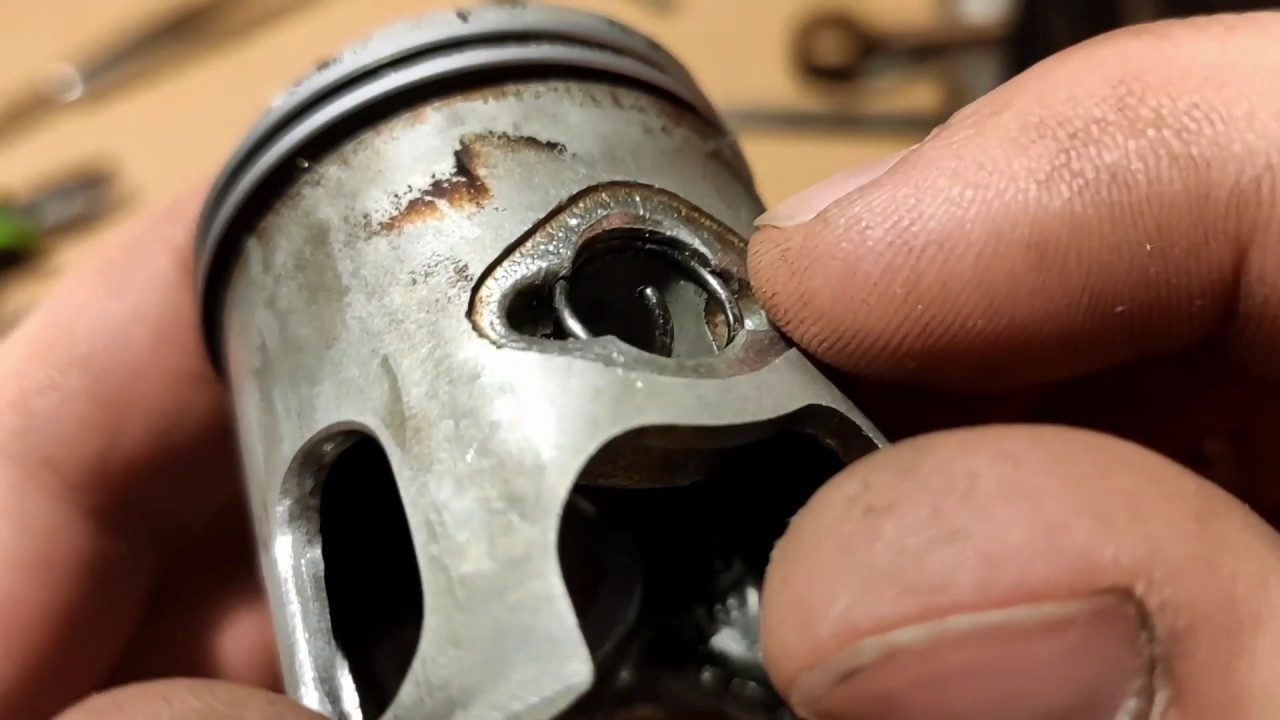 MONTAŻ CYLINDRA - TŁOKA - GŁOWICY - Malaguti F12-MINARELLI HORIZONTAL- krok po kroku- skuter 2T