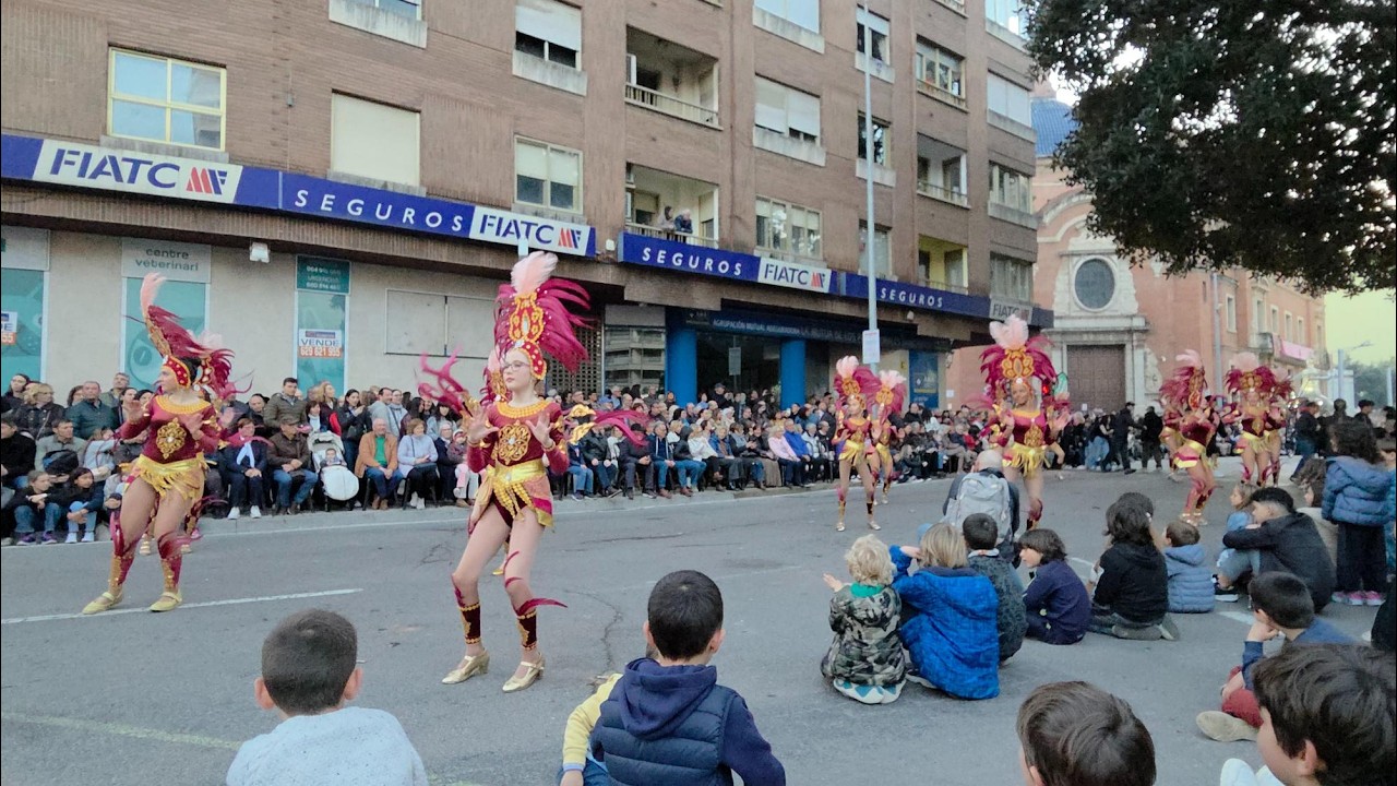 Esmuvi i Gent en Dansa en la Desfilada Internacional d’Animació de Castelló, Vinaròs News, 13-3-26