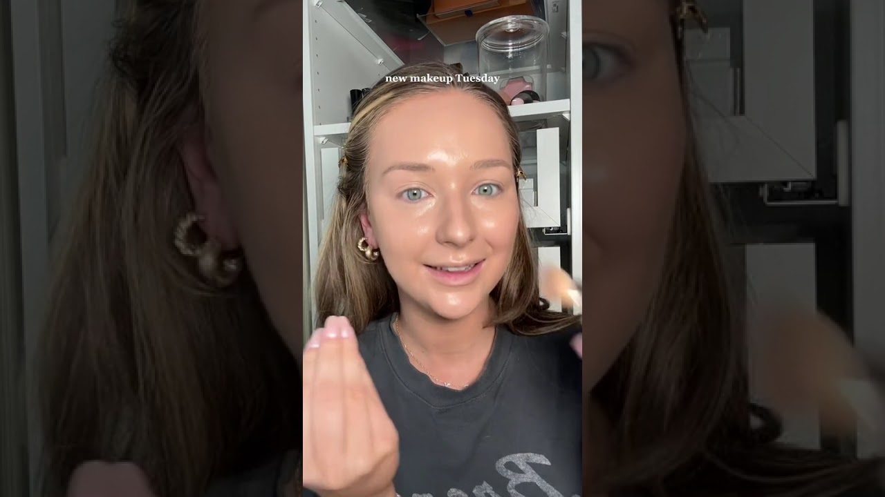 Happy Tuesday!! Its wedding day!! Why do i love this contour wand? Lollll #newmakeup #grwm #makeup