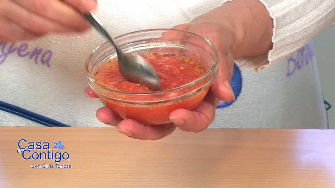 Como preparar el tomate para el pan tumaca o pan con tomate